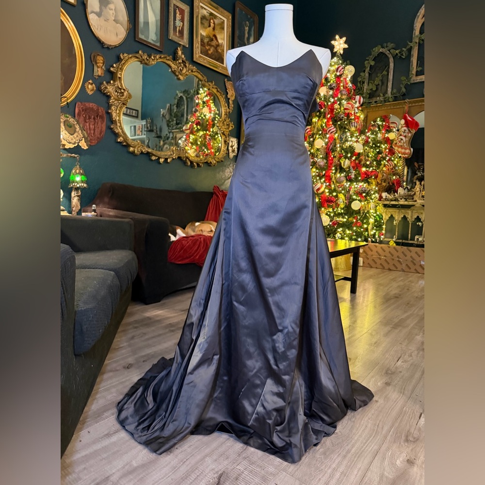 Richard Tyler Strapless Black Couture Gown - Picture 13 of 17